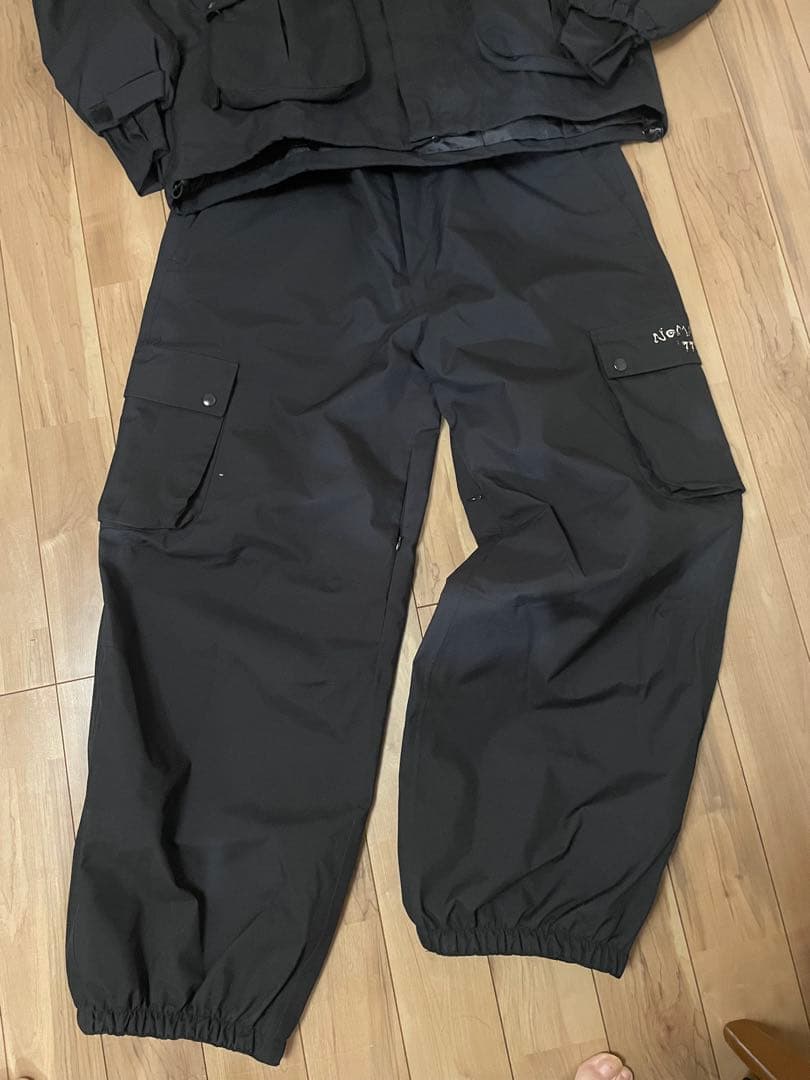 NOMADIK 777 スノーボードウェア