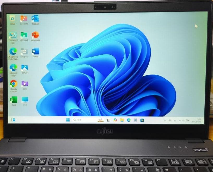 富士通 FMV LIFRBOOK U-939 Core i5-8365U