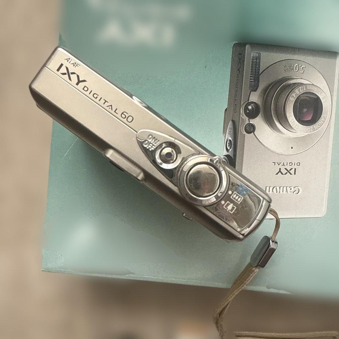 ジャンク品　Canon IXY60