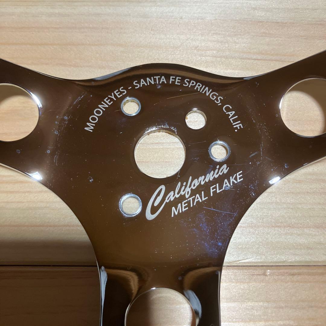 4-ホール フィンガー グリップ ステアリングφ38 ムーンアイズ　ハイエース他