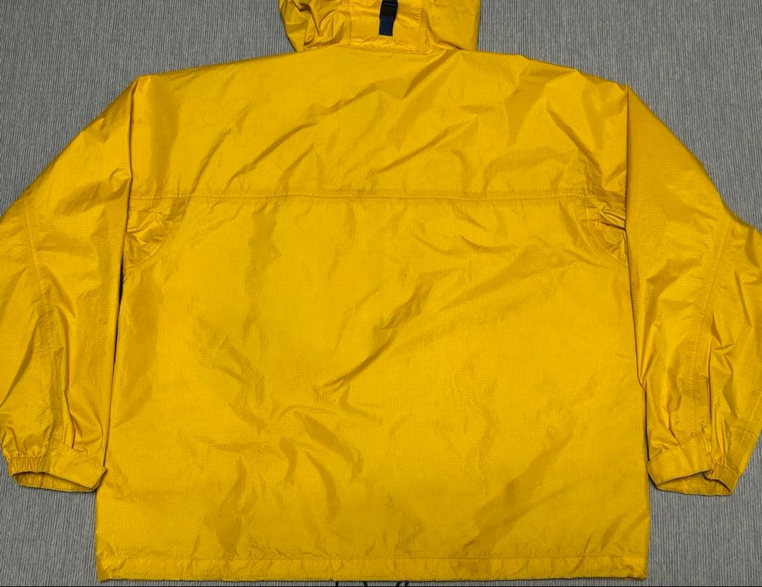 ゆ*う様 【珍品】パタゴニア フルジップナイロンアノラック　香港製