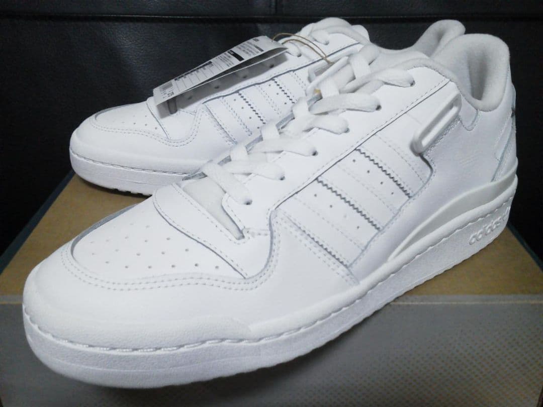 【新品】アディダス フォーラム ロー 白 27.5cm 本革 天然皮革 レザー
