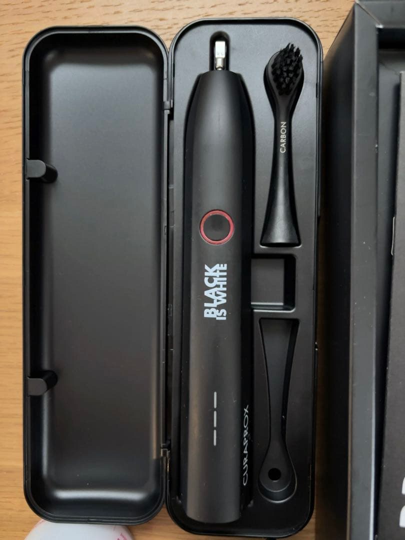 ★週末限定価格★ CURAPROX BLACK IS WHITE 　電動歯ブラシ