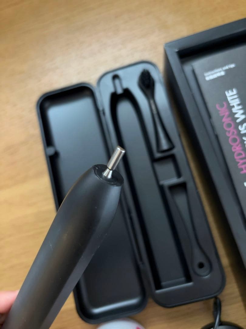 ★週末限定価格★ CURAPROX BLACK IS WHITE 　電動歯ブラシ