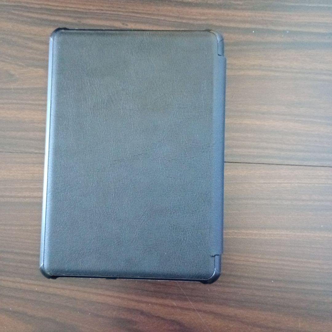 Kindle Paperwhite 第10世代 32GB　広告付、電源コード有り