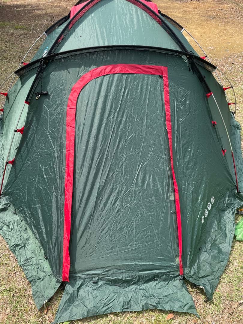 Husky３人用テント Fighter 本国ヨーロッパ価格の半額以下