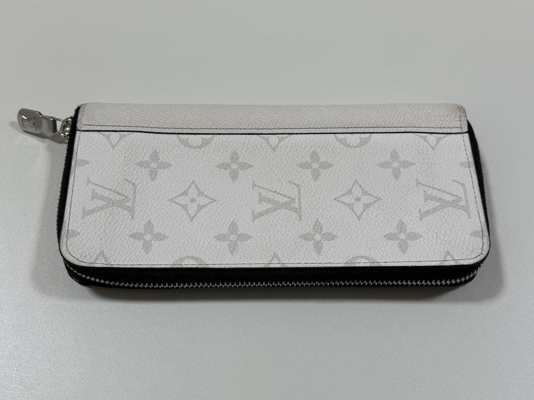 Louis Vuitton 長財布 ホワイトレザー