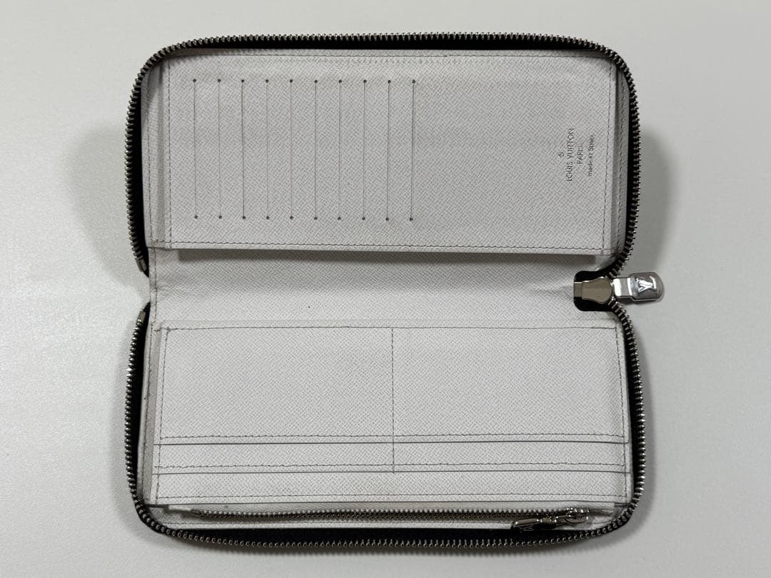 Louis Vuitton 長財布 ホワイトレザー