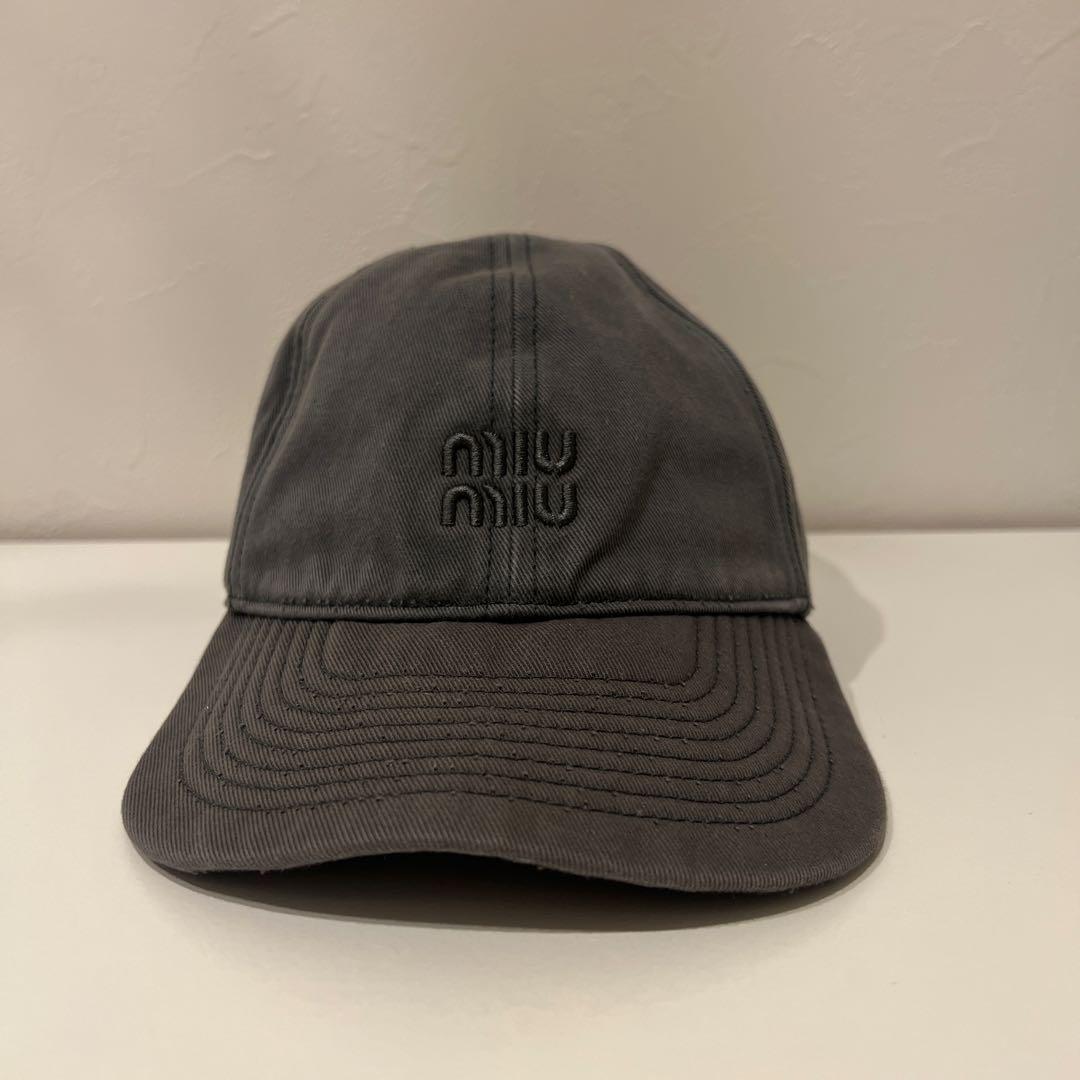 miu miu グレー ベースボールキャップ 保存袋付き Lサイズ