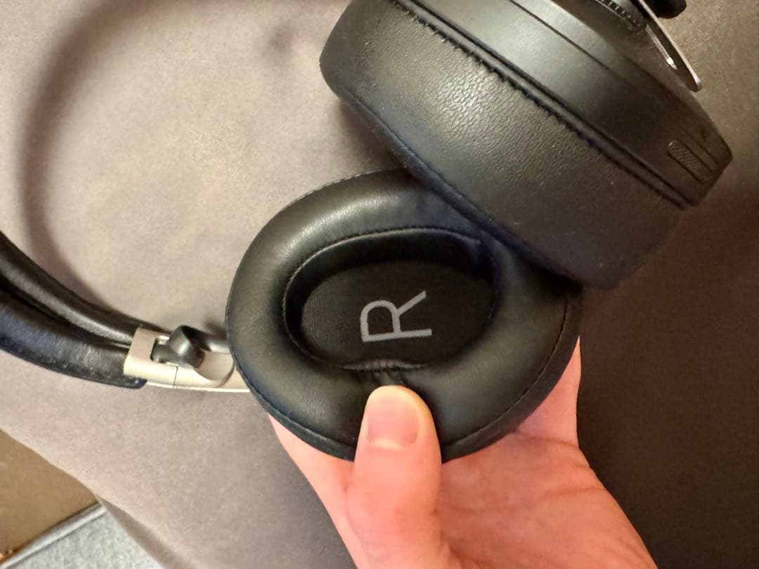 美品　ゼンハイザーモメンタム3 SENNHEISERM3AEBTXL BLACK