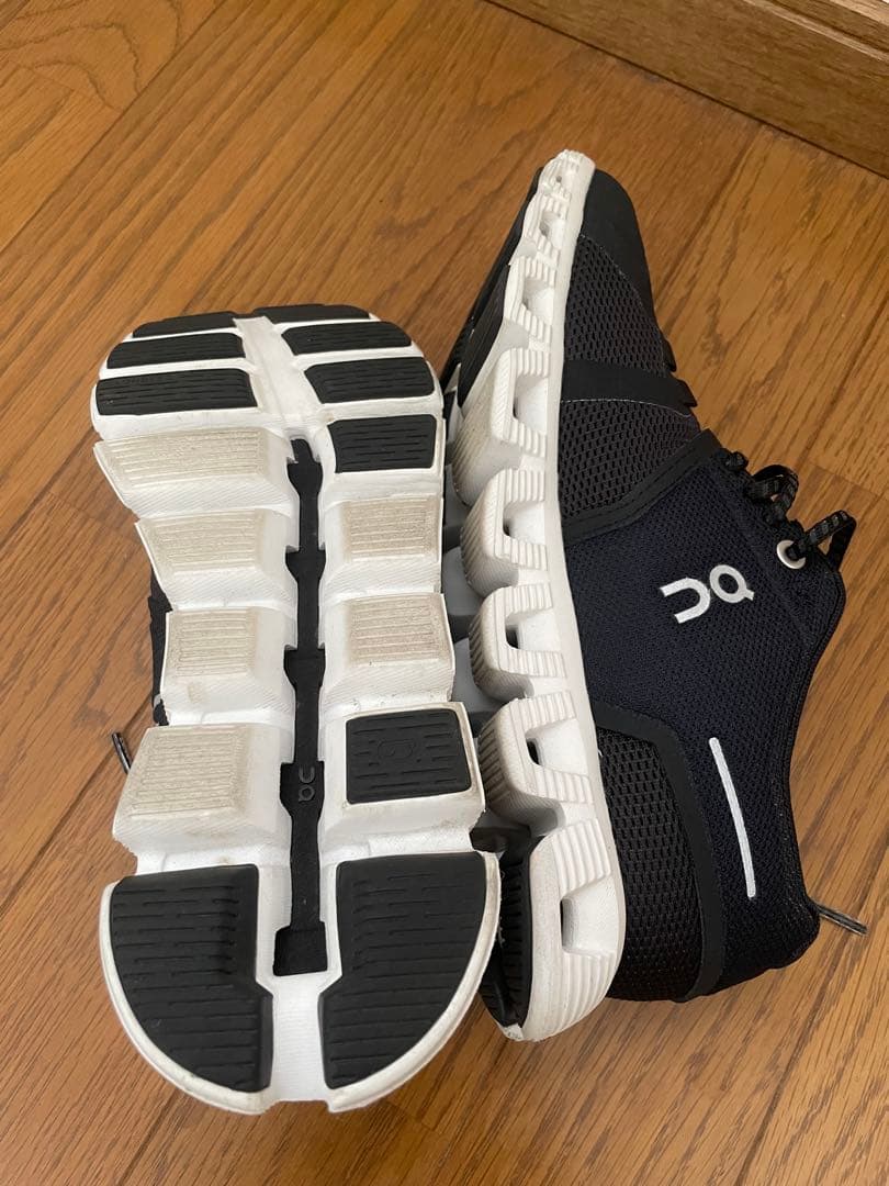 On クラウド5 23.5 ブラック