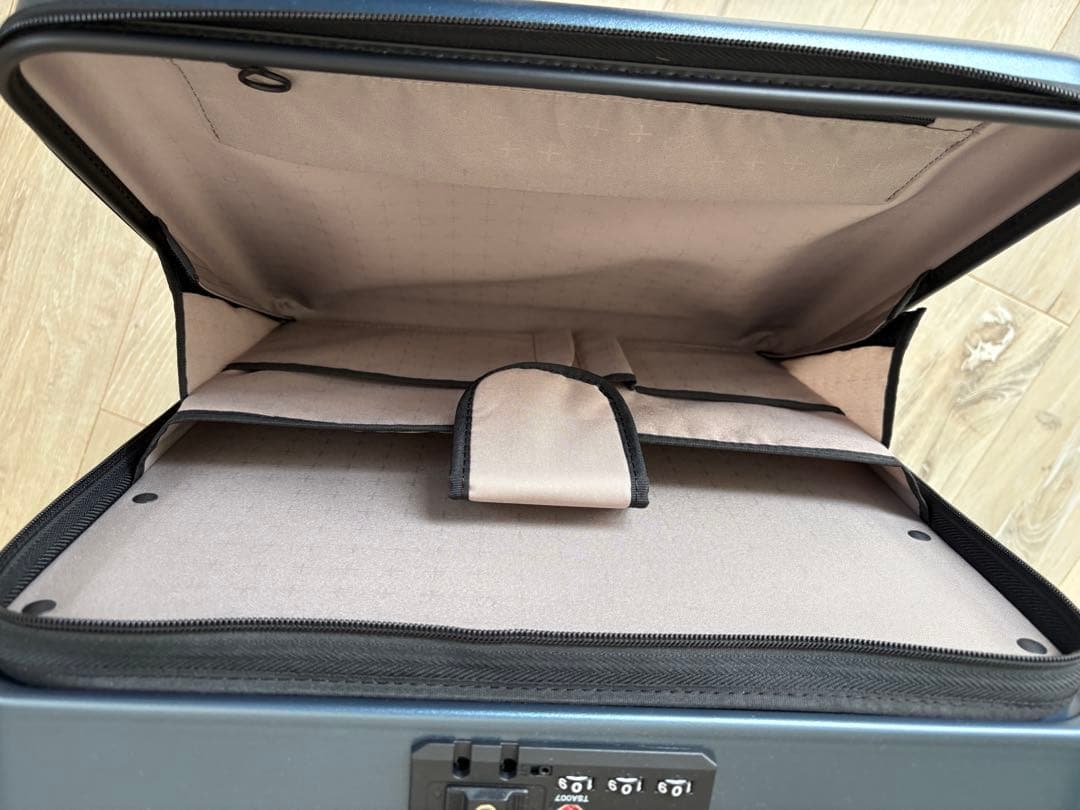 ブルーグレー キャリーケース 4輪