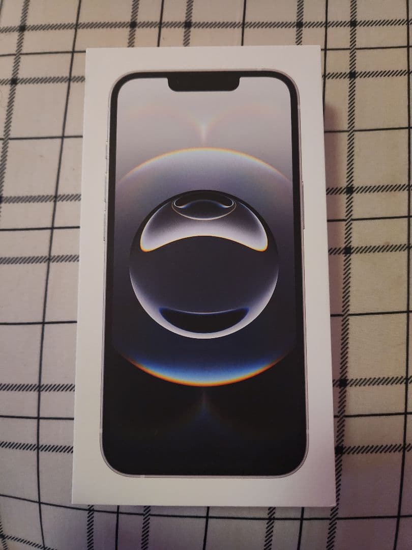 新品未開封 iPhone 16e 256GB SIMフリー　ホワイト