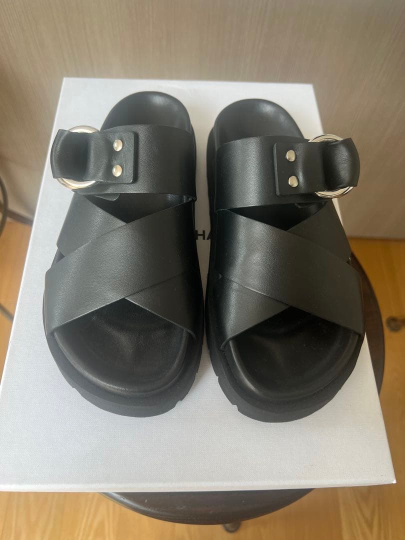 ピエールアルディ　クロスライドサンダルブラック36