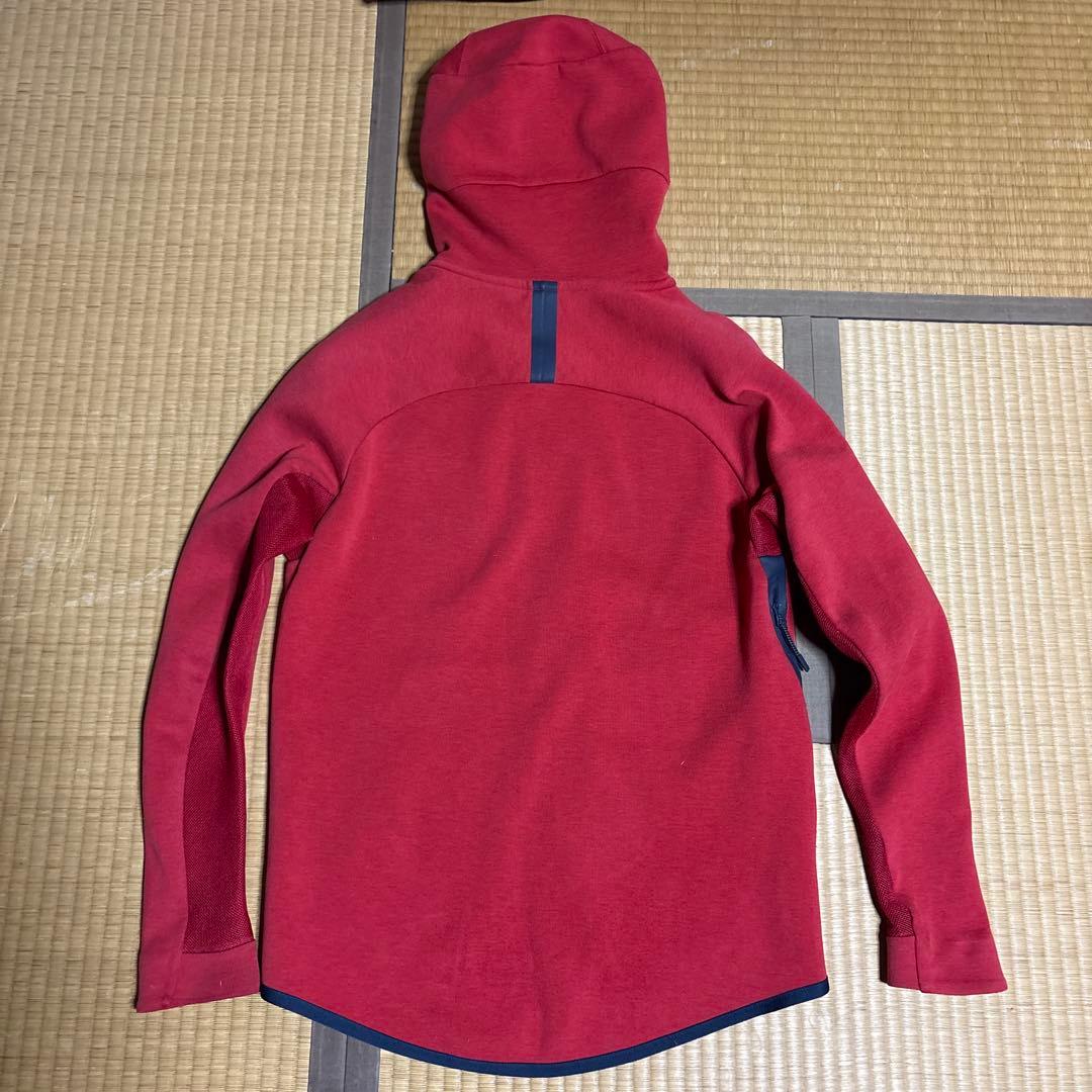 廃盤・超激レアNIKEテックフリースセットアップ赤 Mサイズ即購入可能！！