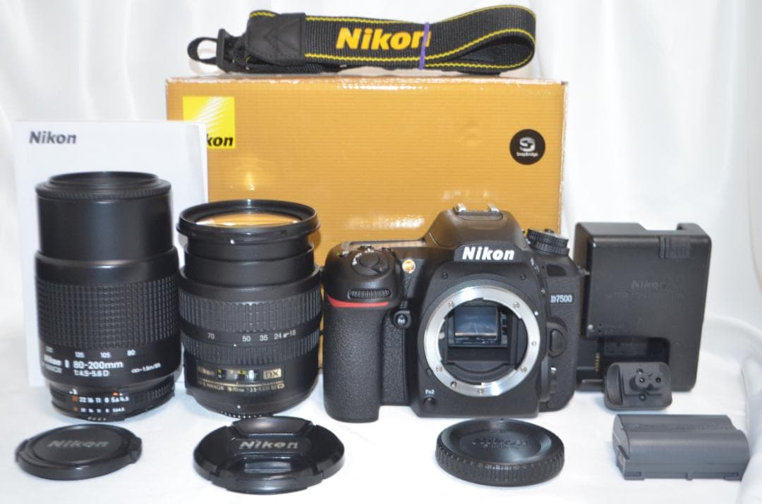 滅多にないシャッター数999回以下 Nikon D7500☆Wi-Fi搭載