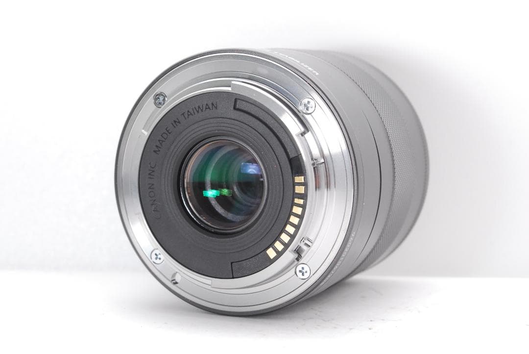 高性能ミラーレス　Canon EOS M　スマホ転送　小型軽量　持ち運びに最適