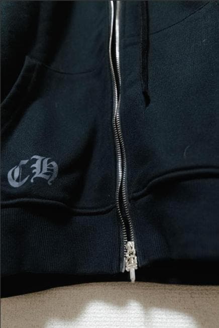 ブラックパーカー サイズM