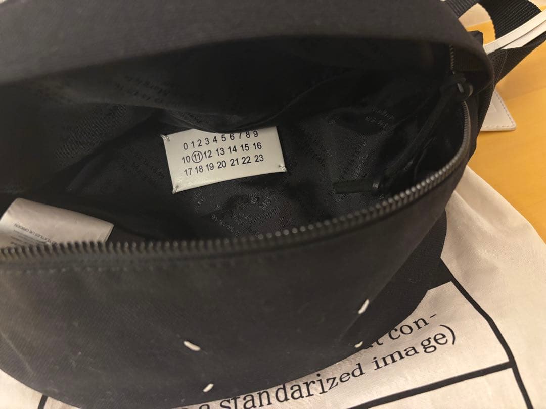本日特価　Maison Margiela ボディバッグ