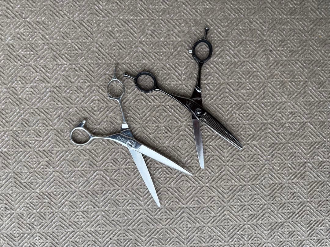 カットシザーとセニングシザーセット