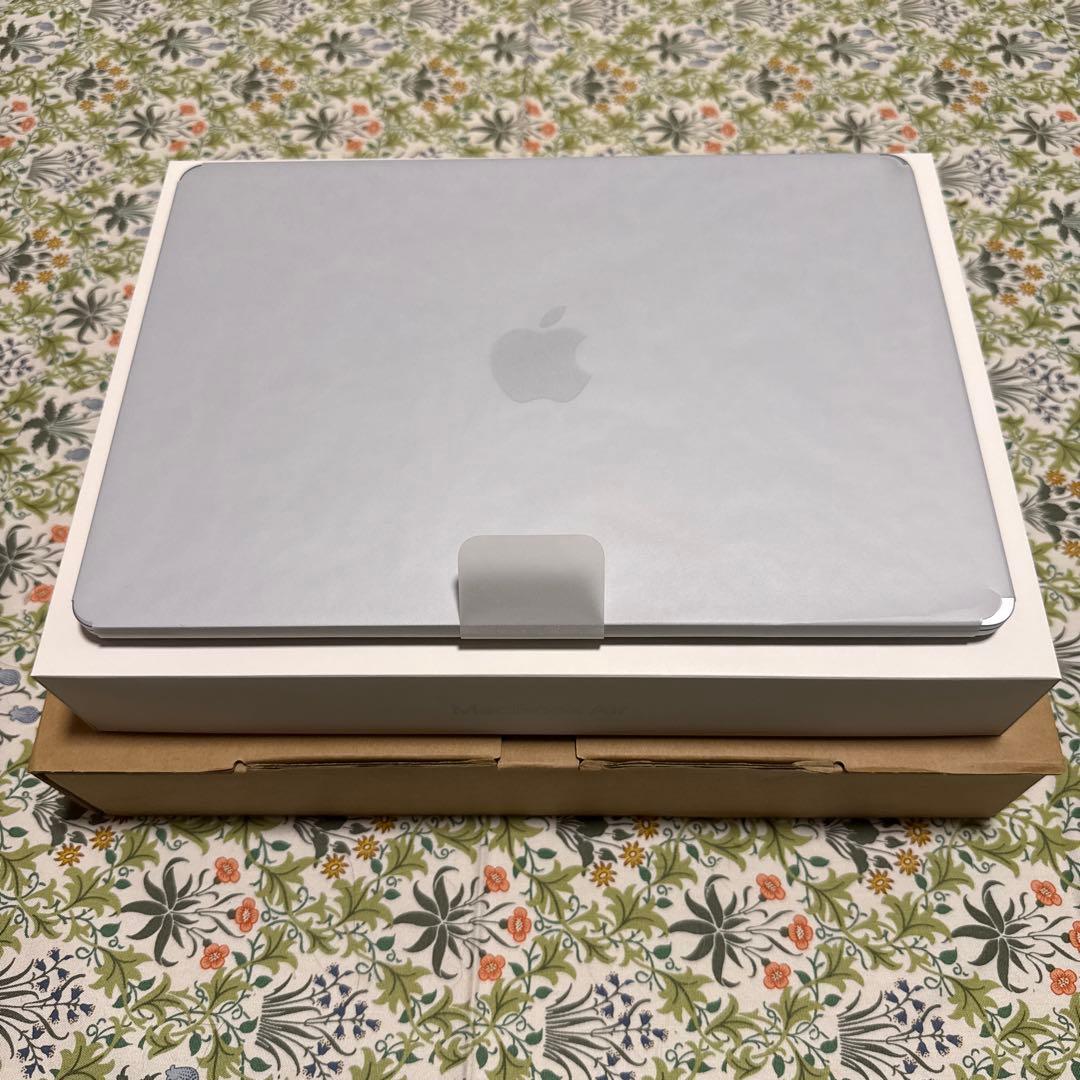 【美品】MacBook Air M4 13“ 16GB/512GBスカイブルー