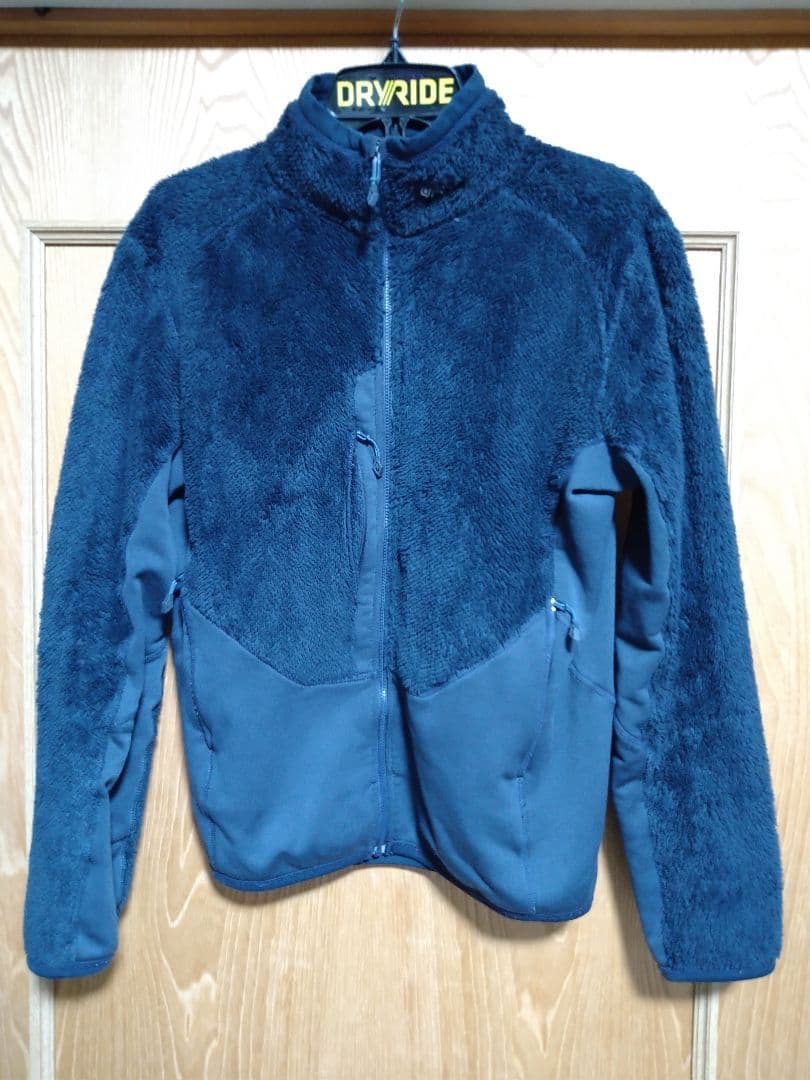 本日最終値下げ　美品BURTON　レア　ak457 フリースジャケット　Sサイズ