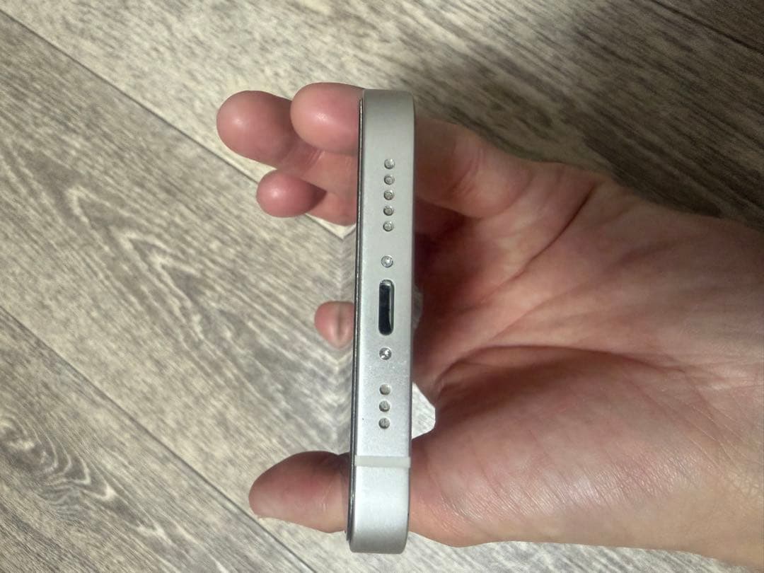 iPhone14 256GB スターライト