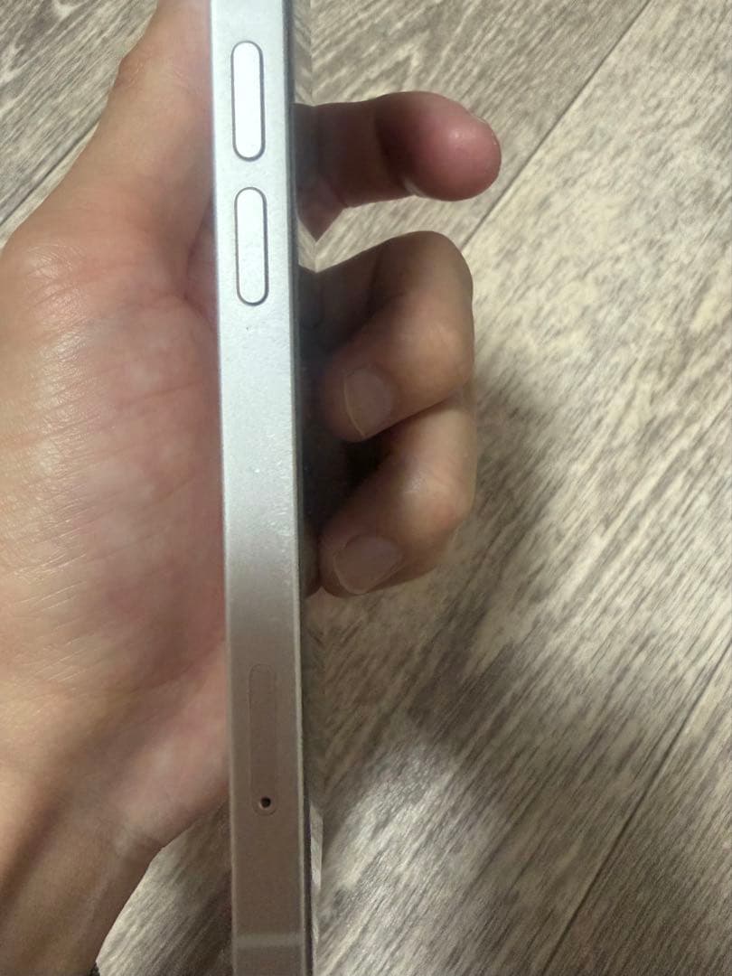 iPhone14 256GB スターライト