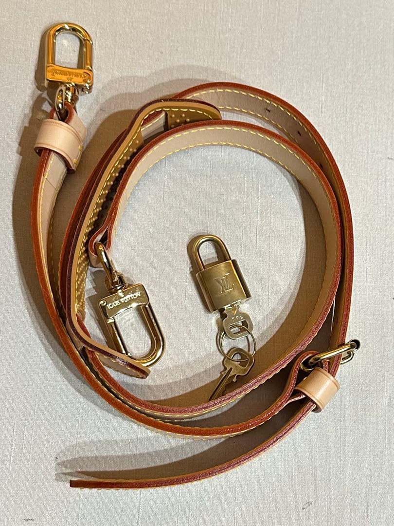 LOUIS VUITTON バンドリエール 45