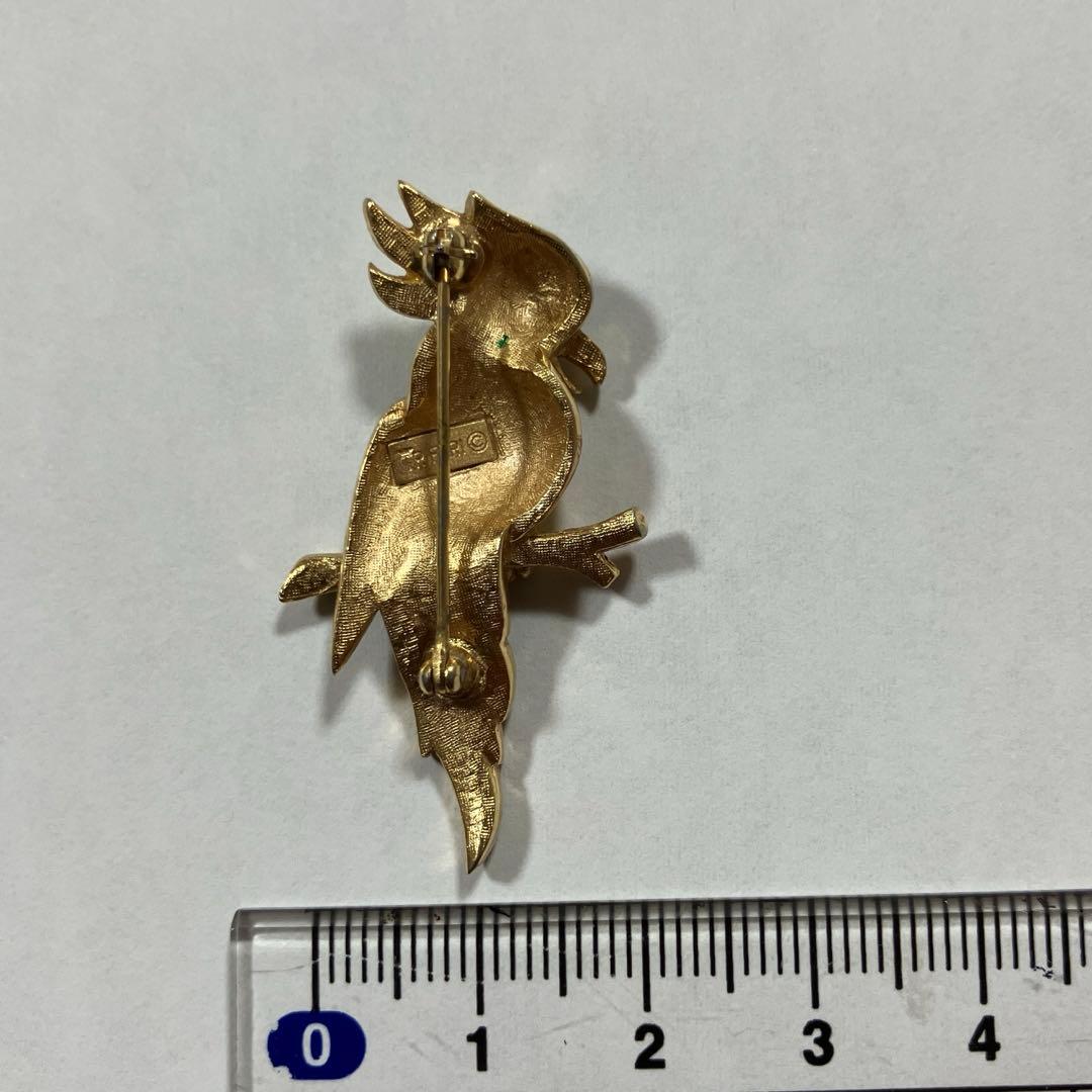 ★Trifari★オウム ブローチ ピン