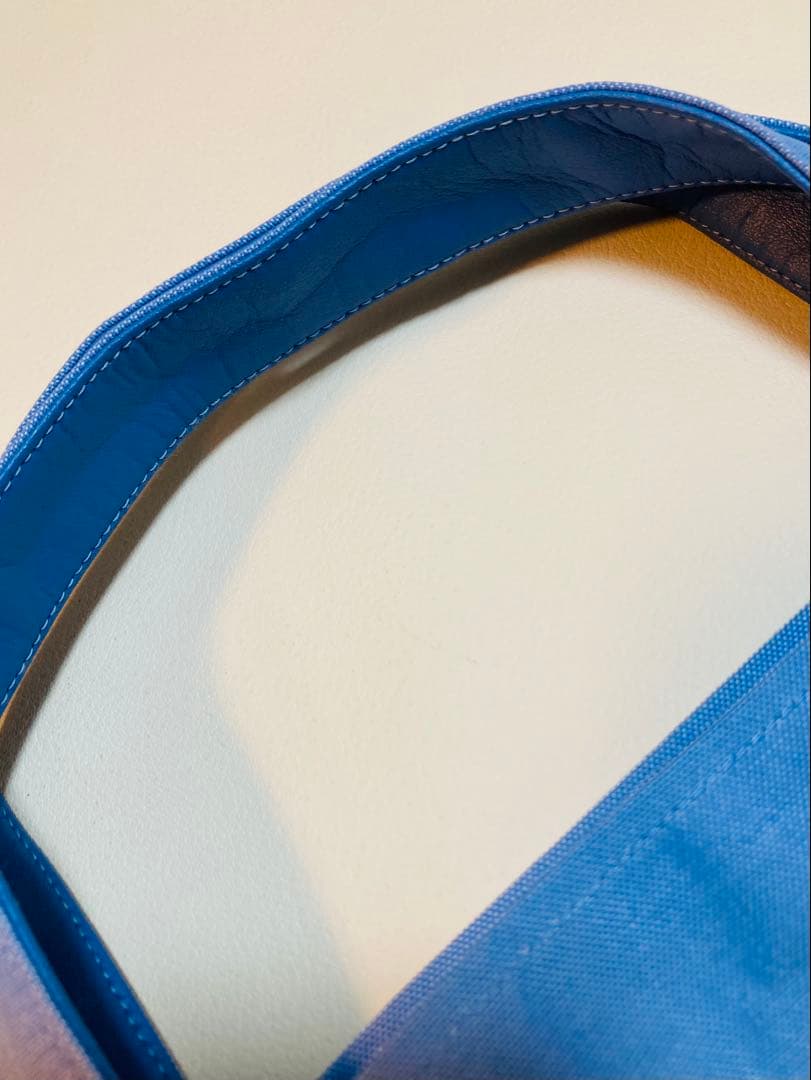 新品 ファミリア デニムバッグ 手刺繍 水色