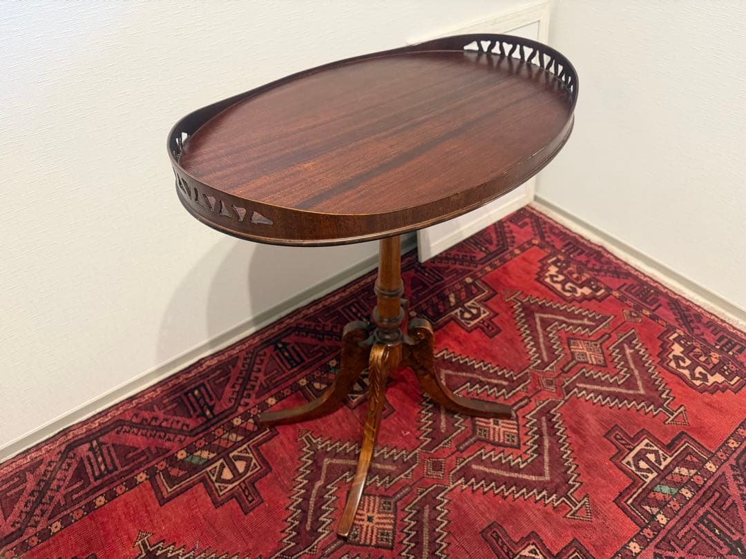 西洋アンティーク サイドテーブル マホガニー材 カフェテーブル 猫脚