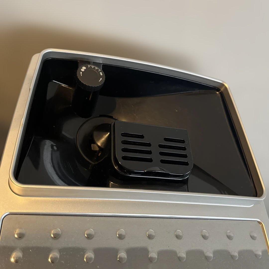 専用出品 デロンギ マグニフィカSスペリオレECAM23420SBN