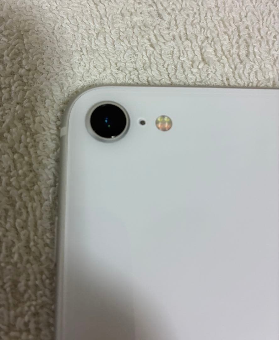 iPhoneSE2 128GB ホワイト 美品