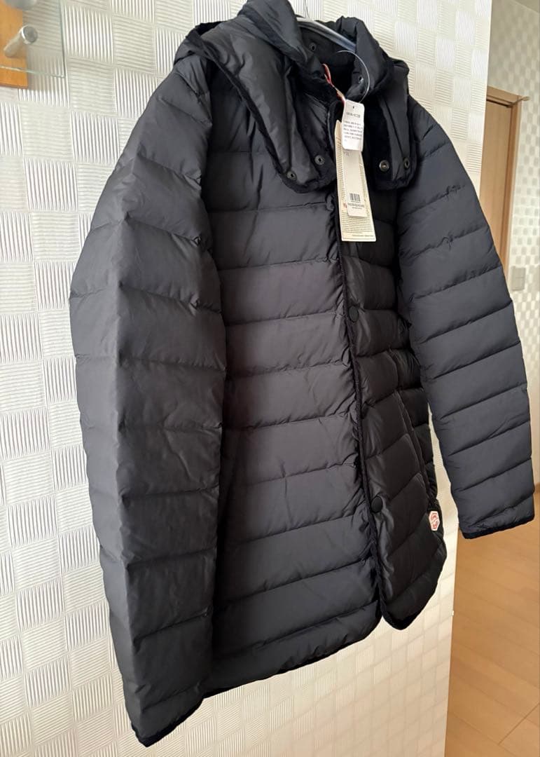りゅら新品タグ付　バンソンエミレイユ　ステッチレスダウンコート　38 黒