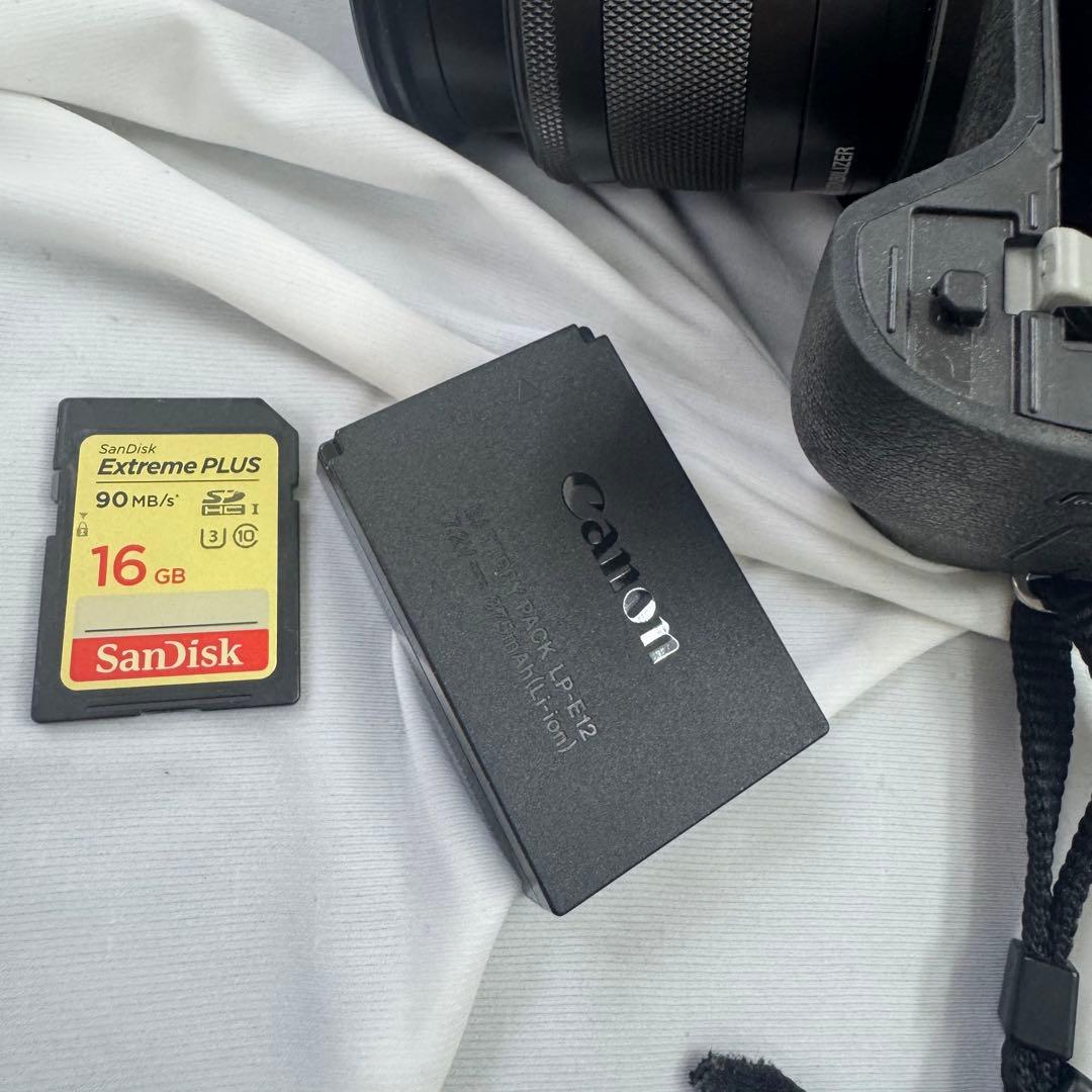 Canon EOS Kiss M 15-45mm EFM55-200mm レンズ