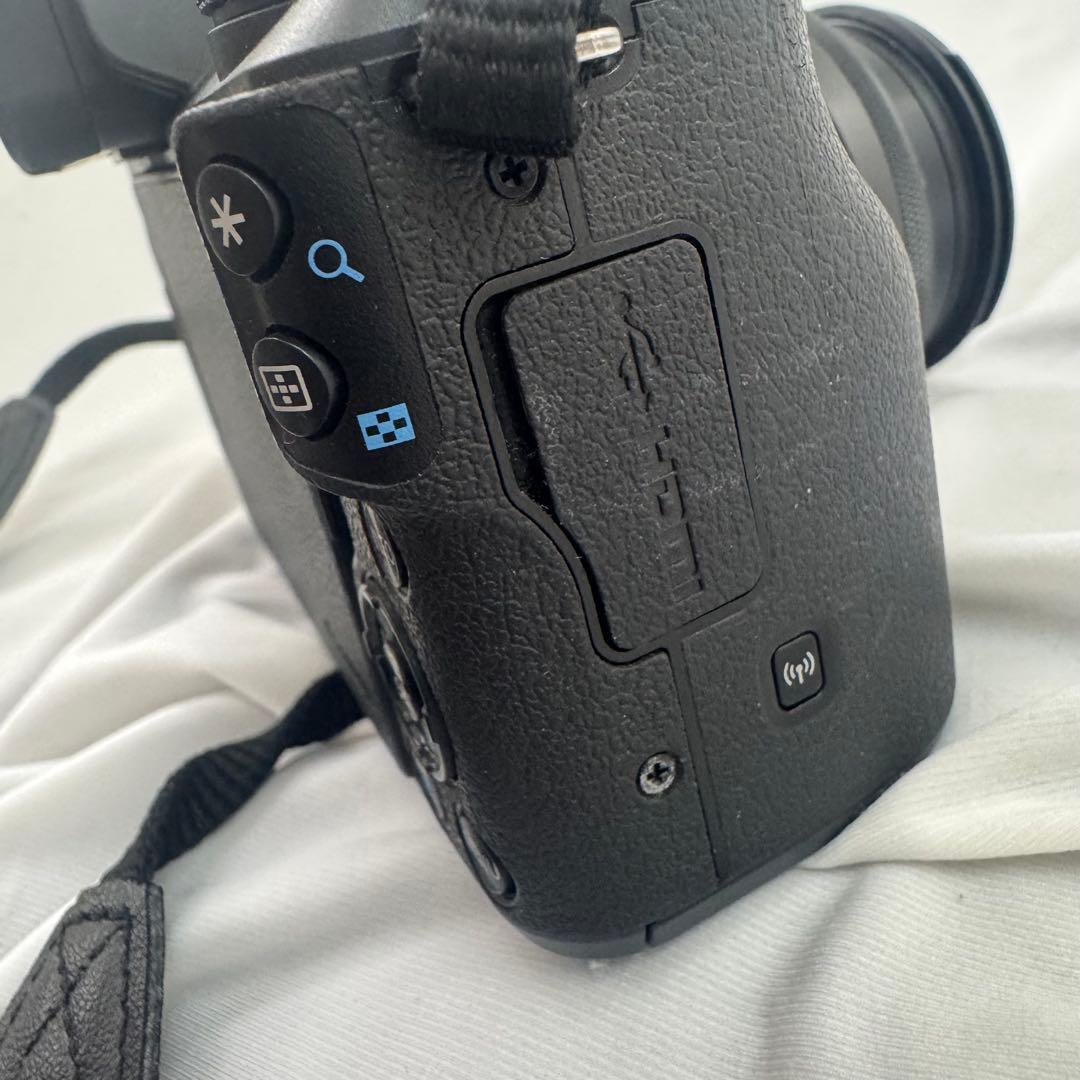 Canon EOS Kiss M 15-45mm EFM55-200mm レンズ