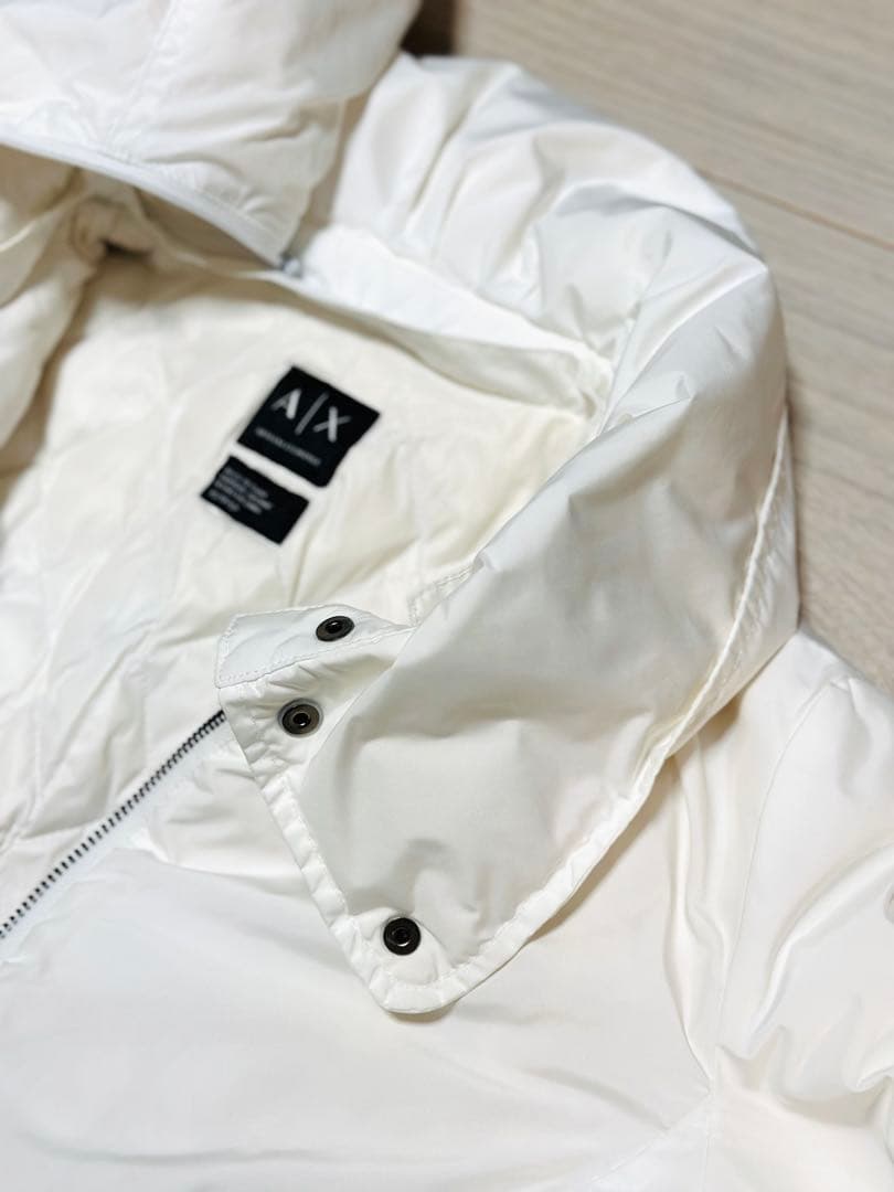 【アルマーニエクスチェンジ】ホワイトダウン フード付き 未使用