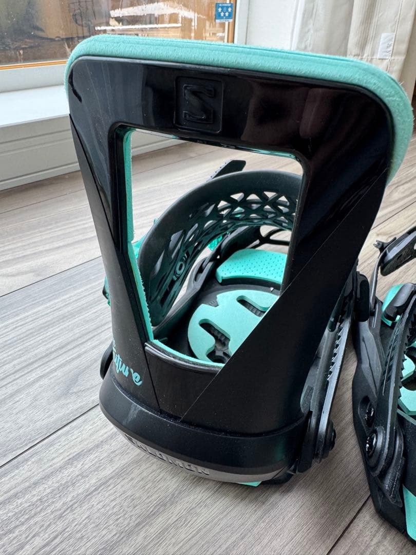 子供用　The Future スノーボードビンディング salomon