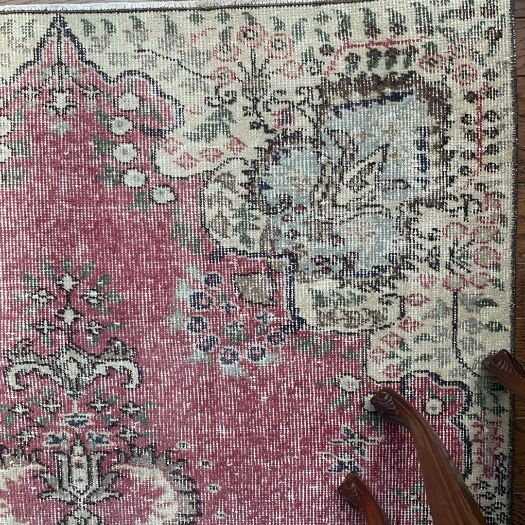 ペールピンク　トルコヴィンテージラグ　215×116 メダリオン