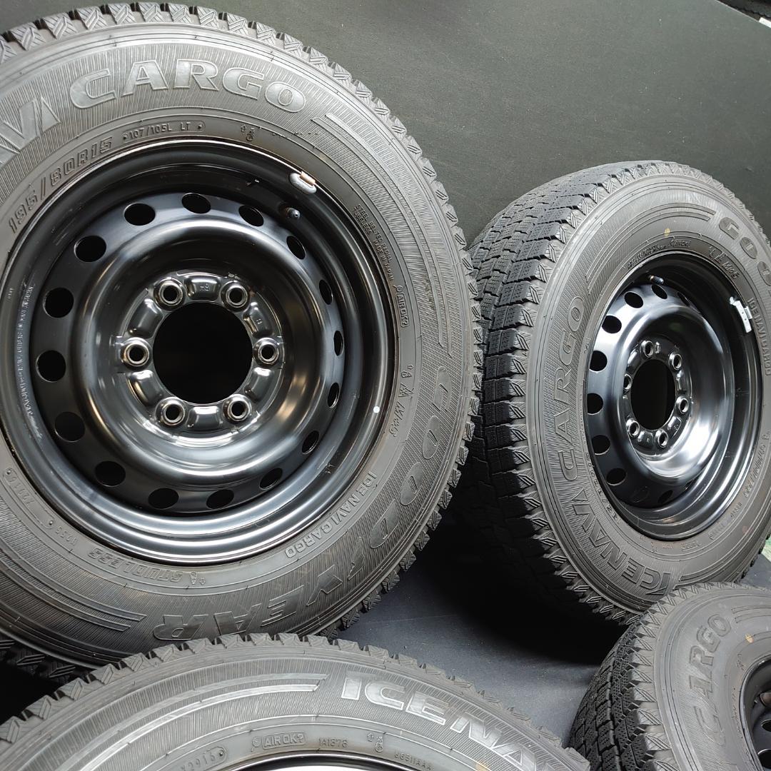 トヨタ純正 冬 195/80Ｒ15 107/105L LT 200系 ハイエース