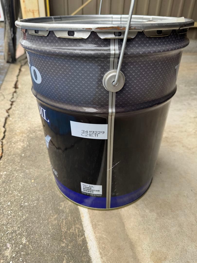 VOLVO エンジンオイル 0W-20