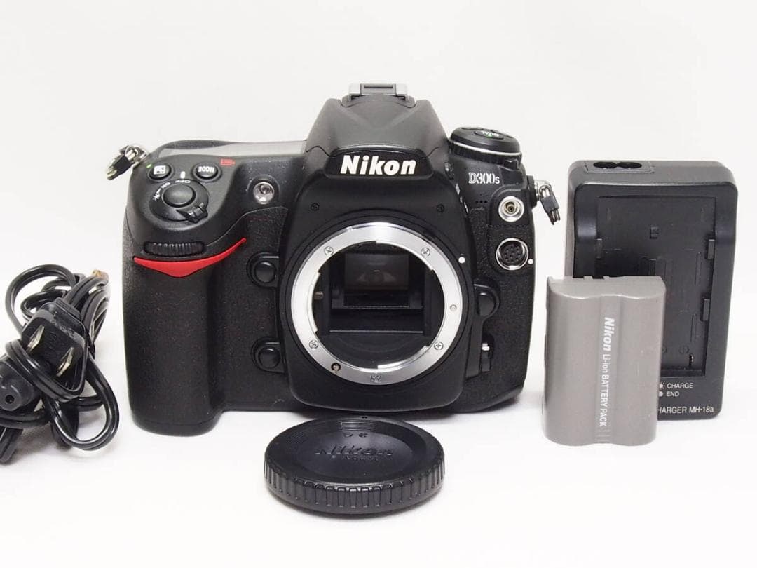■美品■ ニコン Nikon D300s ボディ 《 動作光学良好 》