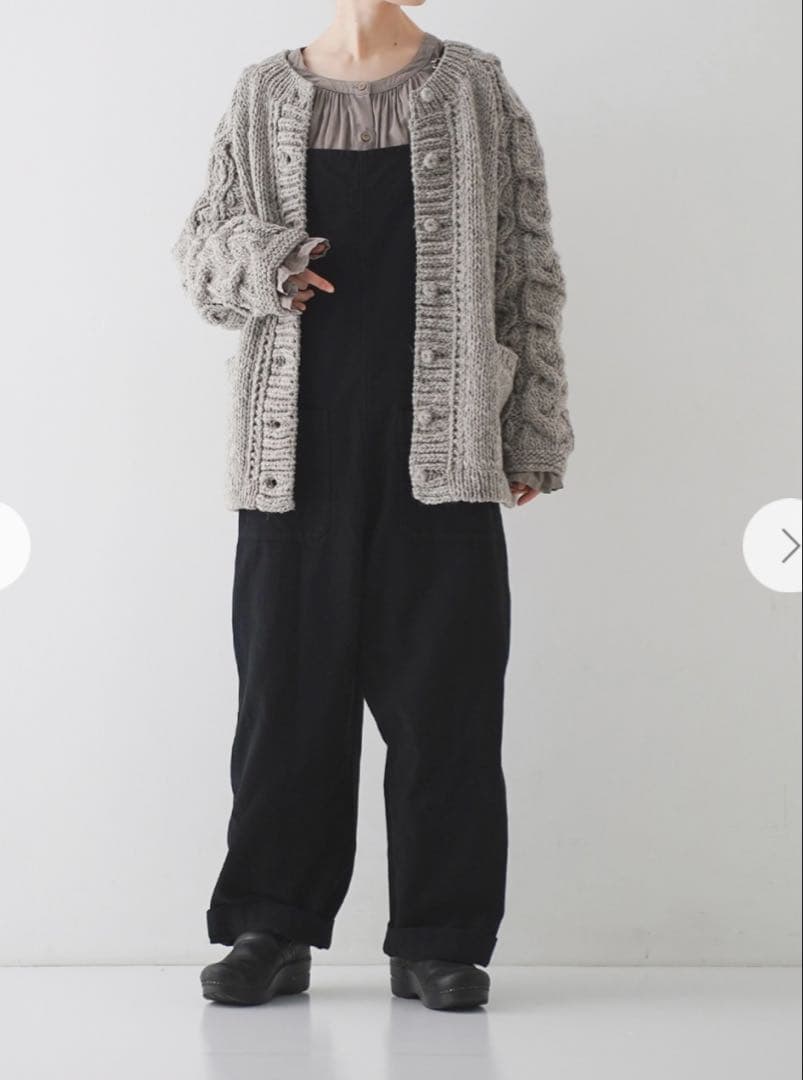 naoko。今季 ネストローブ ペルーケーブルスリーブニットカーディガン