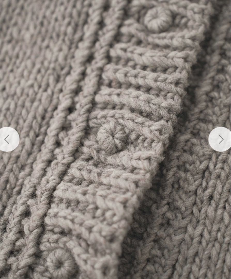 naoko。今季 ネストローブ ペルーケーブルスリーブニットカーディガン