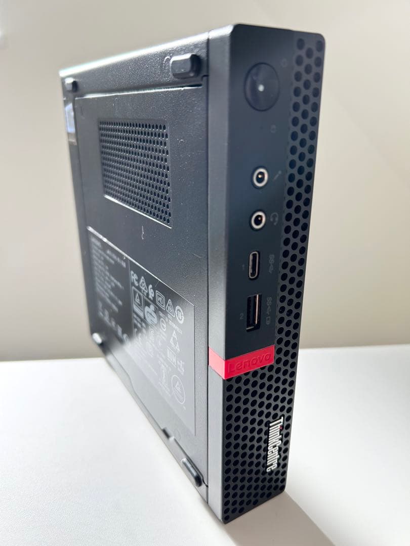 Lenovo ThinkCentre M75q-1 AMD Ryzen5ミニPC