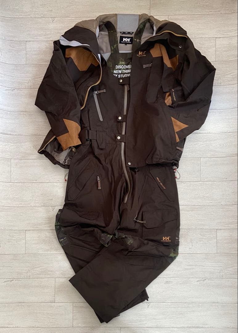 美品☆Helly Hansen ヘリーハンセンスノーボードウェアセット ブラウン