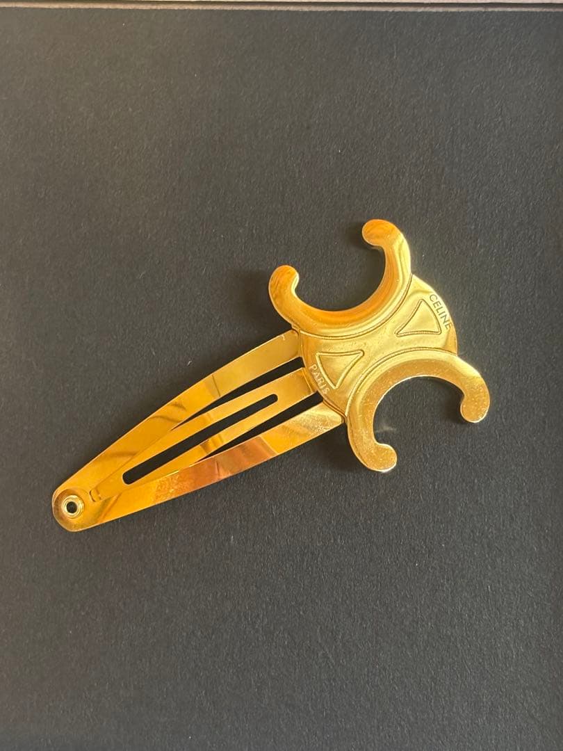 CELINE トリオンフ ヘアピン ゴールド