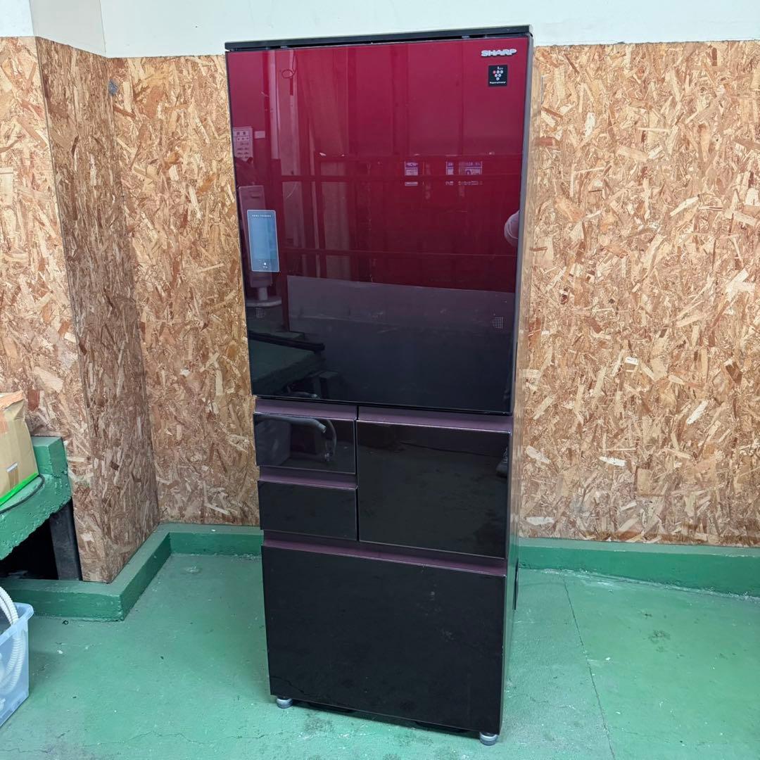 277 送料設置無料　SHARP　自動製氷機能付き大型冷蔵庫　ガラスデザイン