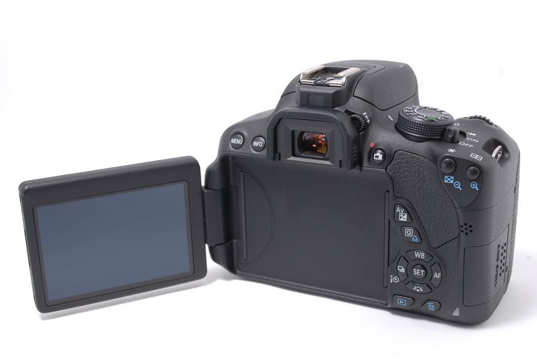 新品級✨ショット数1600回！Canon Kiss X7i スマホ転送もOK♪